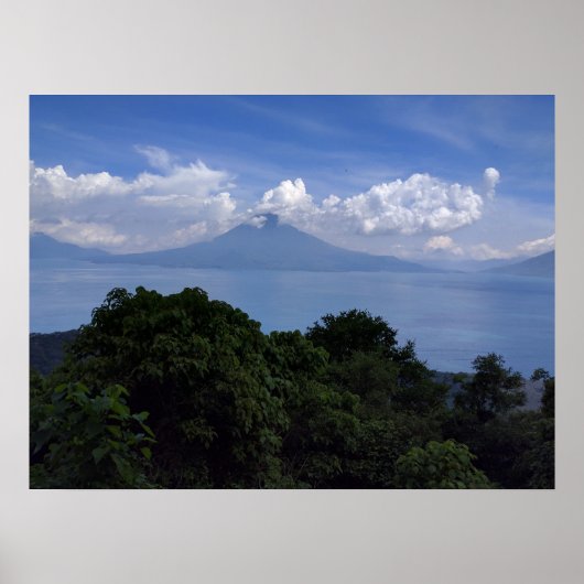Lake Atitlan Volcanoes Poster (Vorne)