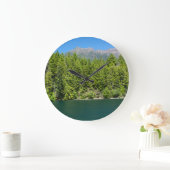 Lake Cushman in Summer Clock Große Wanduhr (Zuhause)
