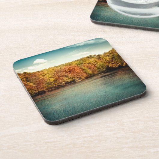 Lake Forest Trees Water Monogram Drink Untersetzer (Linke Seite)