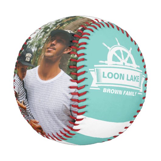 Lake House Familienname Foto Vacation Baseball (Schrägansicht)