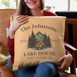 Lake House Wood Themed Family Name Personalisiert Kissen