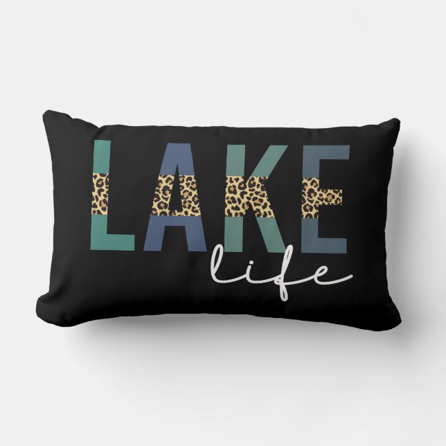 Lake Life Cheetah Print Typografy Lendenkissen (Vorderseite)