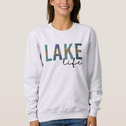 Lake Life Cheetah Print Typografy Sweatshirt (Vorderseite)
