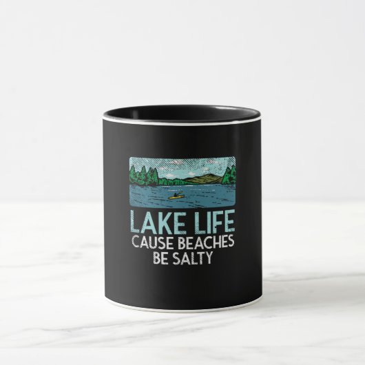 Lake Life Salty Beaches Tasse (Zentrum)