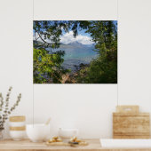 Lake McDonald durch einen Waldrahmen Poster (Küche)