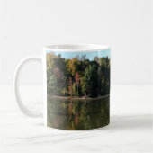 Lake Reflection Orange Herbstlaubs & Blue Skies Kaffeetasse (Links)
