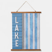 Lake Sign Blue und Grau Wandteppich Mit Holzrahmen (Vorderseite)