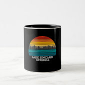 Lake Sinclair Georgia Zweifarbige Tasse (Mittel)