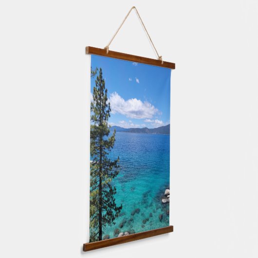 Lake Tahoe Blue Green Waters Wandteppich Mit Holzrahmen (Gewinkelt)