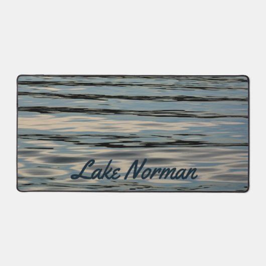 Lake Water fotografisch anpassbare Blue Beige Schreibtischunterlage (Vorderseite)