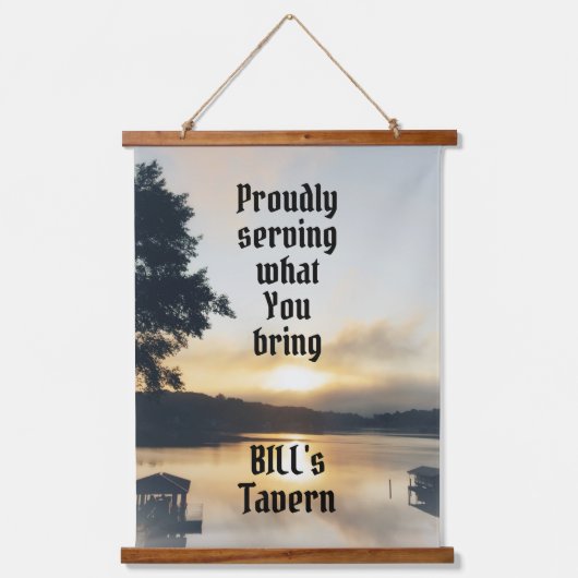 Lakefront stolz servieren, was Sie bringen Bar Wandteppich Mit Holzrahmen (Vorderseite)
