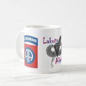 Lakota Akicita Tasse (Vorderseite Links)
