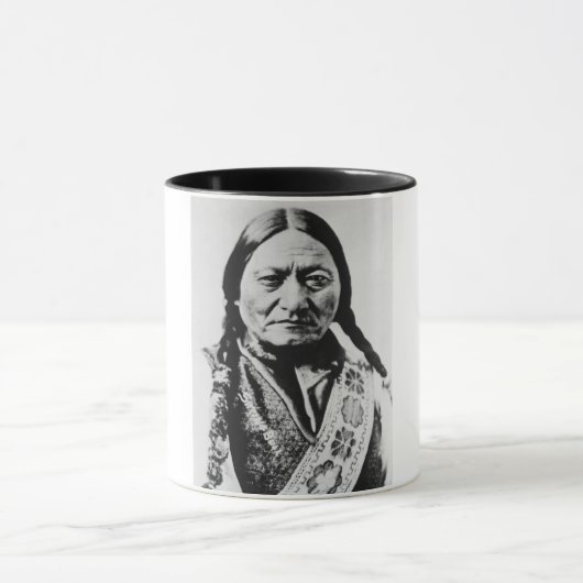 Lakota Chefübergabe: Sich auf Bull Fort Buford set Tasse (Zentrum)