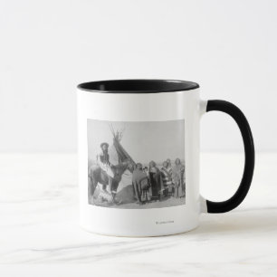 Lakota Frauen mit Säuglingen und Mann auf zu Tasse
