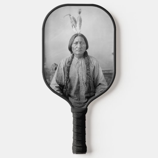 Lakota Leader sitzt Bull Native Amerikanische Urei Pickleball Schläger (Vorderseite)
