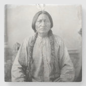 Lakota Leader sitzt Bull Native Amerikanische Urei Steinuntersetzer (Vorderseite)
