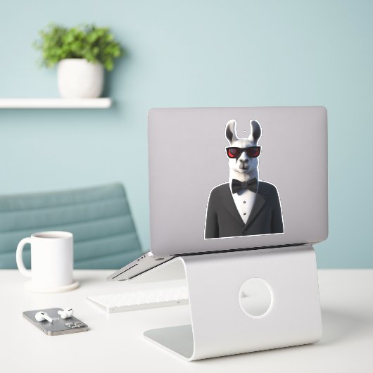 Lama in Tux mit Sonnenbrille niedlich Aufkleber (Laptop auf Schreibtisch)