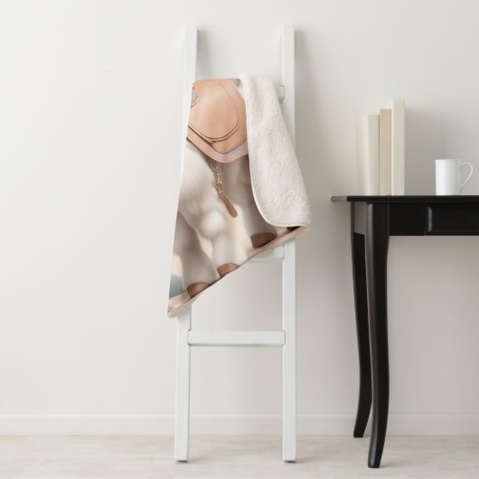 Lama mit Sattel in der Wüste Sherpadecke (Beispiel)