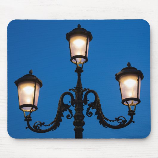 Lampe bei Nacht, Venedig Mousepad (Vorne)