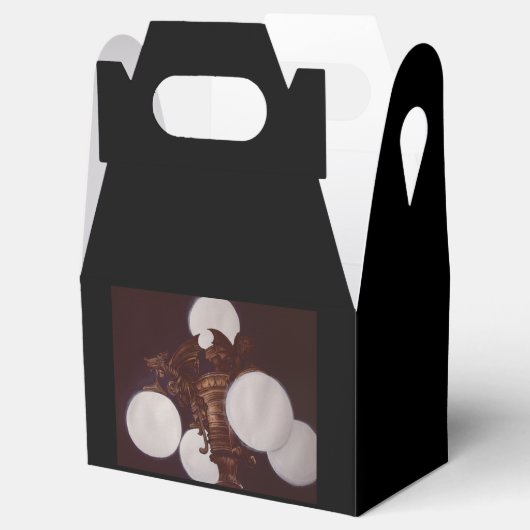 Lampenlicht aus Dämonen Geschenkschachtel (Geöffnet)