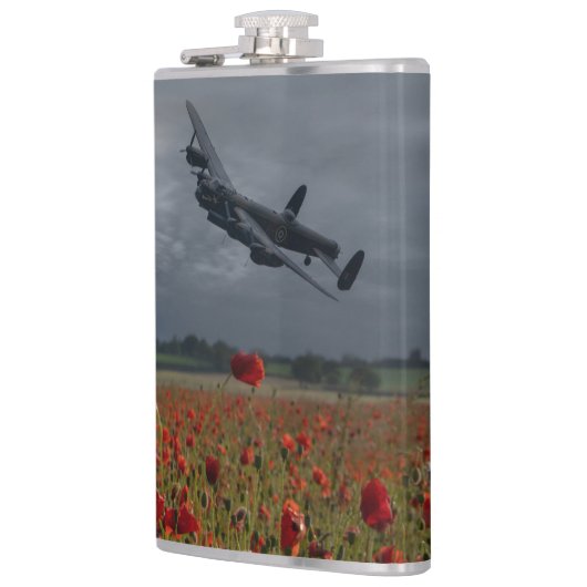 Lancaster Bomber über einem Mohnfeld Flachmann (Links)