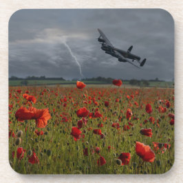 Lancaster Bomber über einem Mohnfeld Getränkeuntersetzer