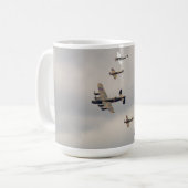 Lancaster, Spitfire u. Hurrikan Kaffeetasse (Vorderseite Links)