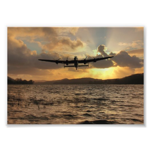 Lancaster und der See Fotodruck (Vorne)