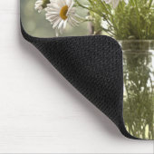 Land-Daisy-Sträußchen im Fenster Mousepad (Ecke)