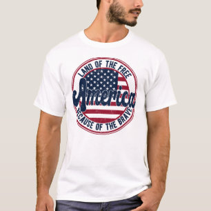 Land des freien Amerika wegen der Tapferkeit T-Shirt