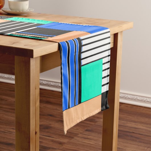 Land. Kurzer Tischläufer (Beispiel)