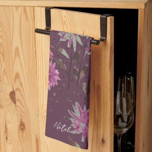 Land Moderne Lila Blüten Mit Monogramm Geschirrtuch (Drittel gefaltet)