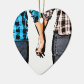 Land-Paar-Junge und Mädchen, die Hände halten Keramik Ornament (Links)