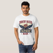 Land Raise Patriot Made Eagle mit Stall und Tr T-Shirt (Vorne ganz)