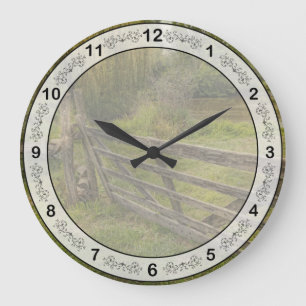 Land - Tor - Einfachheit im ländlichen Raum Große Wanduhr