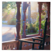 Landhausveranda in der Morgensonne - Martha's Vine Fliese (Vorderseite)