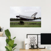Landing of Space Shuttle Endeavour (STS-108) Poster (Heimbüro)