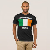 Landkreis Donegal, Irland mit irischer Flagge T-Shirt (Vorne ganz)