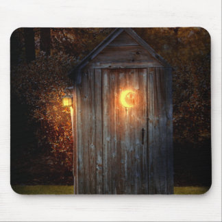 Ländlich - Outhouse - Erledigen Sie die erforderli Mousepad