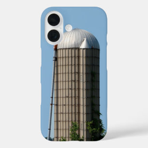 Ländliche Landwirtschaft Silo in Blue Sky iPhone 16 Hülle