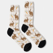 Ländliche Osterhasen und Karotten beige Gingham Socken (Rechts)