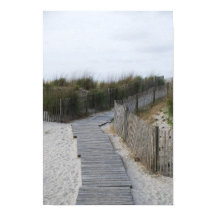 Ländlicher Bohlenweg zum Strand