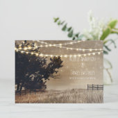 Ländliches Feld & Lichter Ländliche Hochzeit Einladung (Stehend Vorderseite)