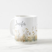 Ländliches Feld mit Wildblumen-Monogramm Kaffeetasse (Vorderseite Links)