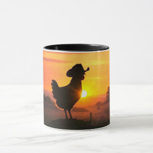 Ländliches Huhn in einem Sonnenuntergangs-Cowboyhu Tasse