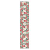 Ländliches Weihnachts-Patchworkmuster Mittelgroßer Tischläufer (Vorderseite)