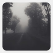 Landnebel Quadratischer Aufkleber (Vorderseite)