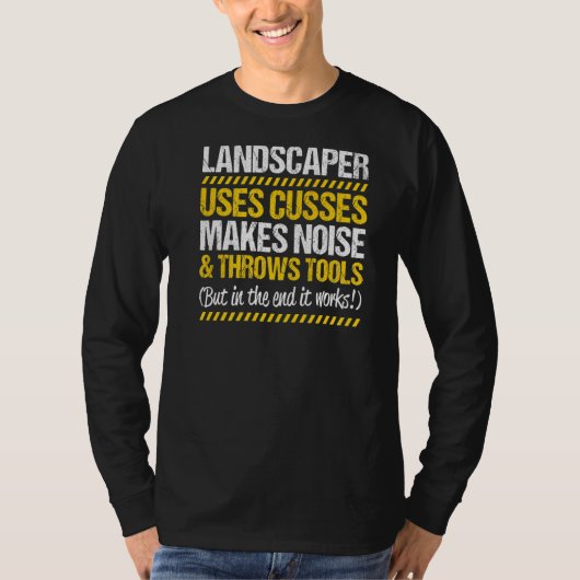Landscape Gardener Throws Tools Landscaper T-Shirt (Vorderseite)