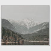 LANDSCHAFT AUS BÄUMEN UND BERG GESCHENKPAPIER (Flach)