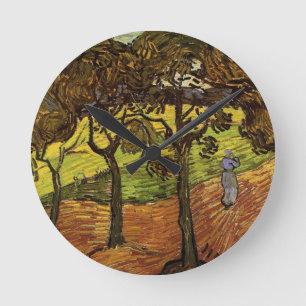 Landschaft, Bäume und Figuren von Vincent van Gogh Runde Wanduhr